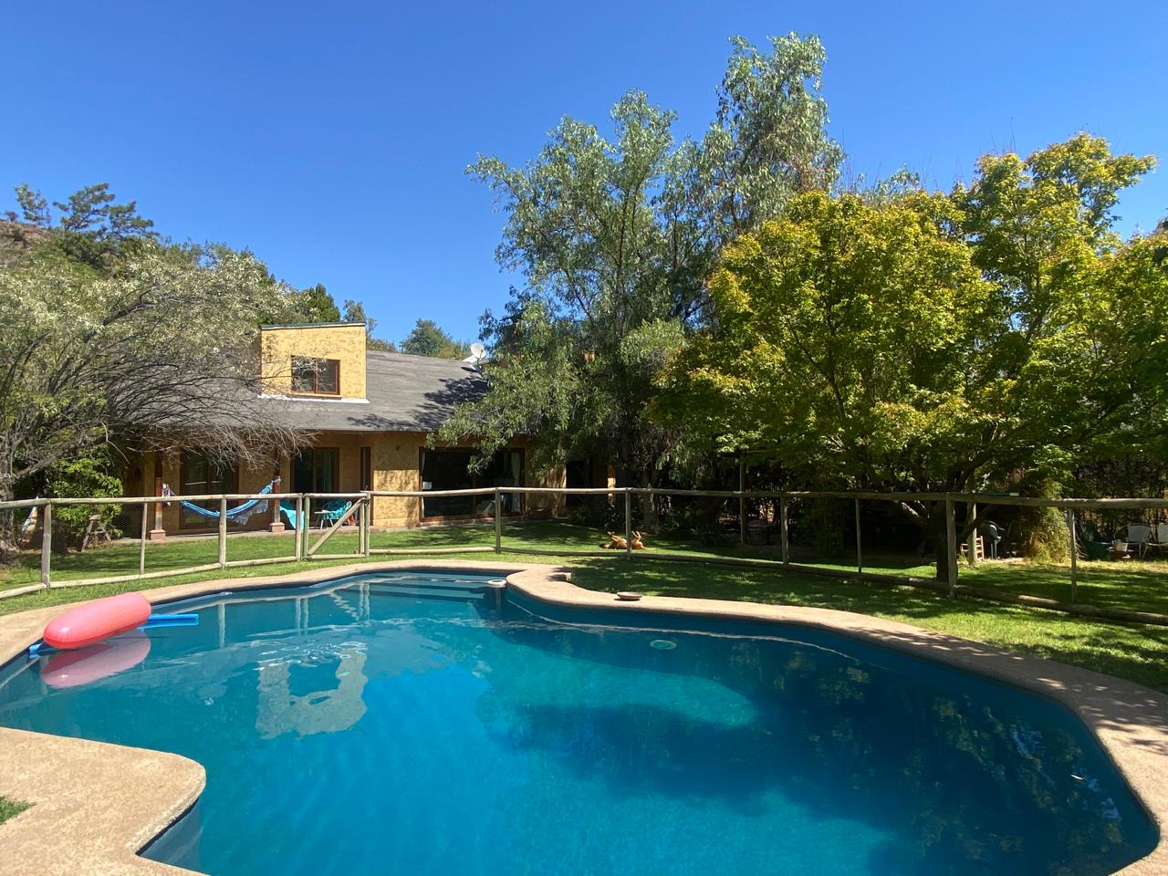 Gran parcela + casa amplia
