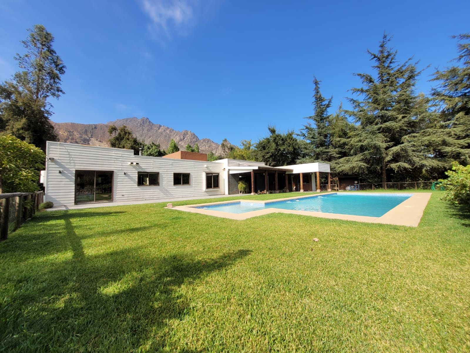 Propiedad 5.350 m2 + Casa
